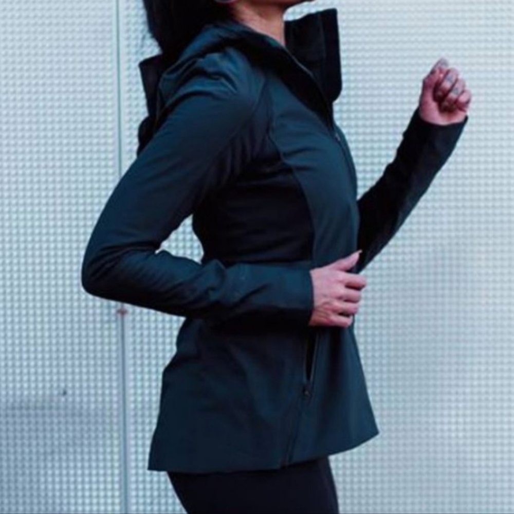 NWOT Lululemon Sleet Sprinter Jacket 4 Black Rain - Picture 10 of 14